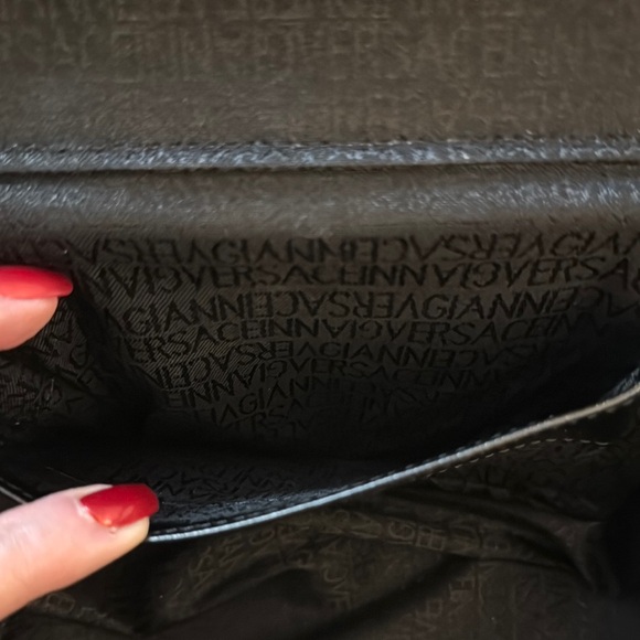 Black and Gold Designer Women's Bag Versace - Picture 5 of 13